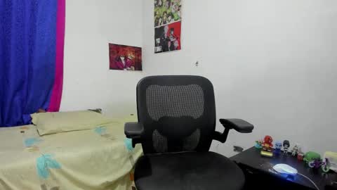 Snapshot of golden_ryan chatting on 26, 11, 2025 Jmmmm online show from 26, 11, 2025