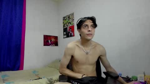 Snapshot of golden_ryan chatting on 1, 12, 2025 Jmmmm online show from 1, 12, 2025