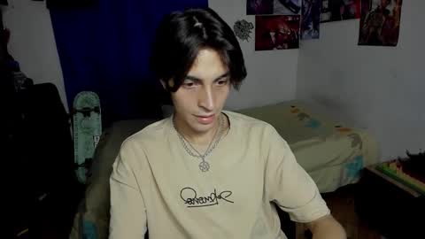 Snapshot of golden_ryan chatting on 16, 3, 2026 Jmmmm online show from 16, 3, 2026