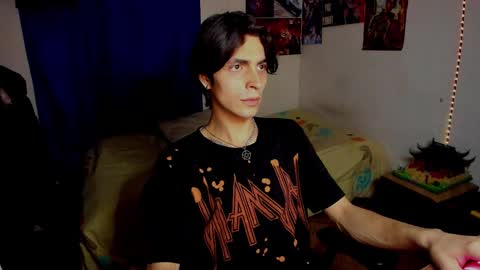 Snapshot of golden_ryan chatting on 18, 3, 2026 Jmmmm online show from 18, 3, 2026