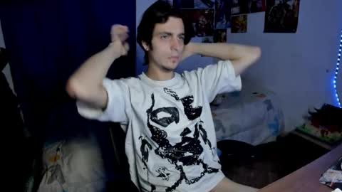 Snapshot of golden_ryan chatting on 8, 4, 2026 Jmmmm online show from 8, 4, 2026