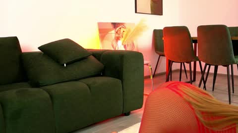 GoldenAmberX online show from 29, 4, 2026