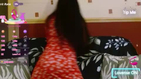 Snapshot of goldgirl89763 chatting on 11, 10, 2025 goldgirl89763 online show from 11, 10, 2025