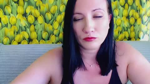 goldmoonn online show from 4, 7, 2026