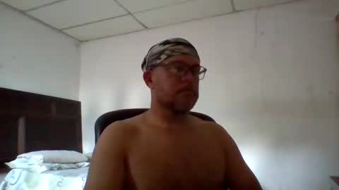 Snapshot of golons17 chatting on 13, 3, 2026 golons17 online show from 13, 3, 2026