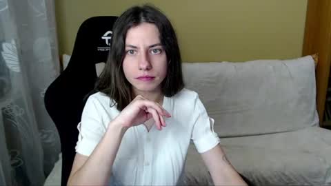 Elizabeth Effie online show from 5, 7, 2026