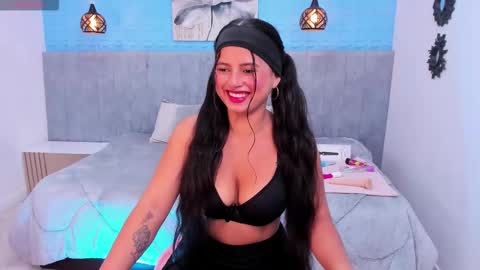 Snapshot of goodess_brunette chatting on 13, 3, 2026 Katty online show from 13, 3, 2026