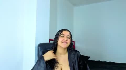 Goodgirlxxxl online show from 18, 7, 2026