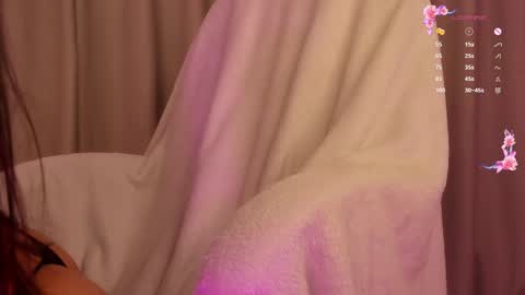 Rose  online show from 28, 2, 2025