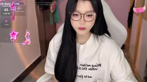 gorgeous girl33 online show from 8, 12, 2024