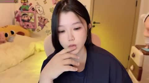 gorgeous girl33 online show from 24, 10, 2025