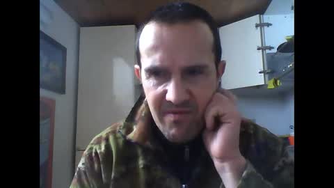 Snapshot of gorillonexxx chatting on 5, 2, 2025 gorillonexxx online show from 5, 2, 2025