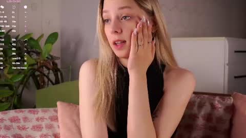 Luna online show from 18, 6, 2026