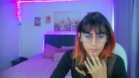 goth_minerva online show from 16, 4, 2026