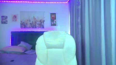 goth_minerva online show from 4, 5, 2026