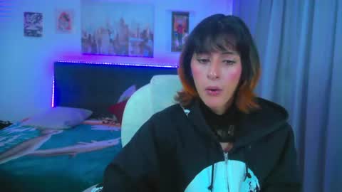 goth_minerva online show from 7, 7, 2026