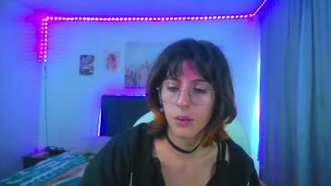 goth_minerva online show from 8, 7, 2026