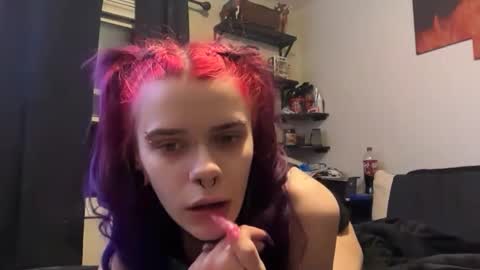 gothbunniexoxo online show from 18, 2, 2026