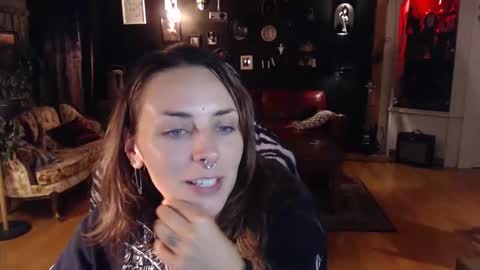 Hezra online show from 26, 9, 2025