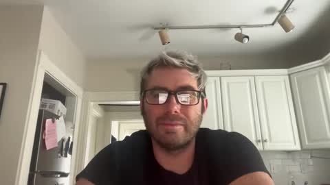 Cuddleguy online show from 14, 2, 2026