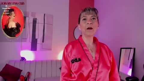 Snapshot of graceelizabeth_ chatting on 17, 5, 2026 Zuly online show from 17, 5, 2026
