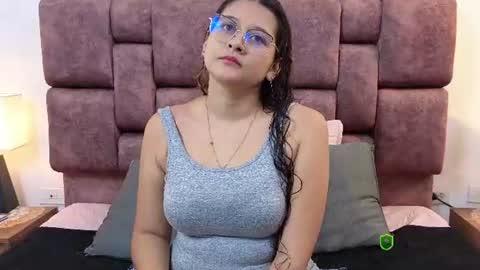 Snapshot of gracethornton chatting on 13, 7, 2026 grace online show from 13, 7, 2026