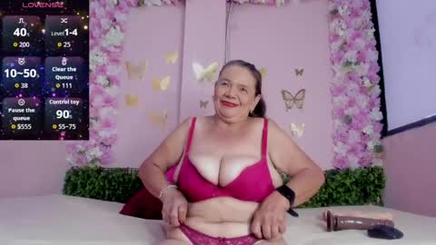 Mi Name is violeta  online show from 14, 5, 2026