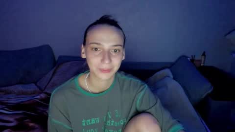 Snapshot of gravitation777 chatting on 23, 12, 2025 Anna online show from 23, 12, 2025