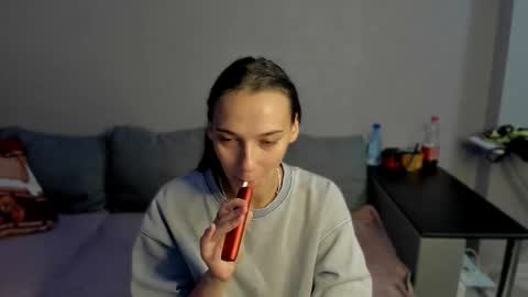 Snapshot of gravitation777 chatting on 12, 1, 2026 Anna online show from 12, 1, 2026