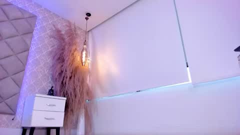 Snapshot of grayce_blossoms24 chatting on 28, 2, 2025 grayce blossoms24 online show from 28, 2, 2025