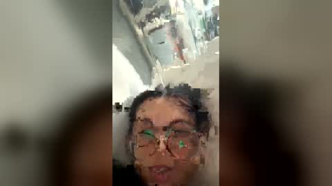 Snapshot of greasybangs chatting on 12, 4, 2026 greasybangs online show from 12, 4, 2026