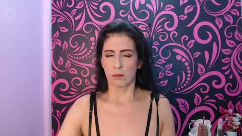 Isabella online show from 11, 5, 2026