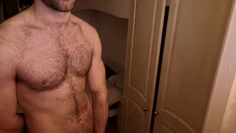 Snapshot of greeknxtdoor chatting on 13, 1, 2026 greeknxtdoor online show from 13, 1, 2026