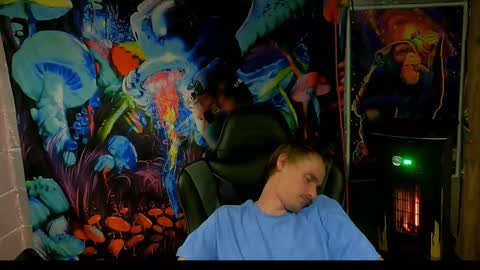 Snapshot of greenlungs8195 chatting on 20, 12, 2024 Greenlungs8195 online show from 20, 12, 2024