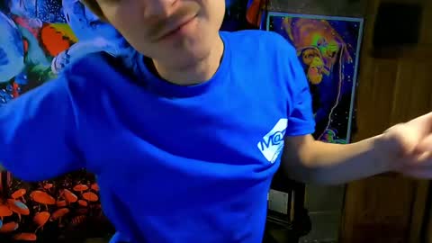 Snapshot of greenlungs8195 chatting on 4, 2, 2025 Greenlungs8195 online show from 4, 2, 2025