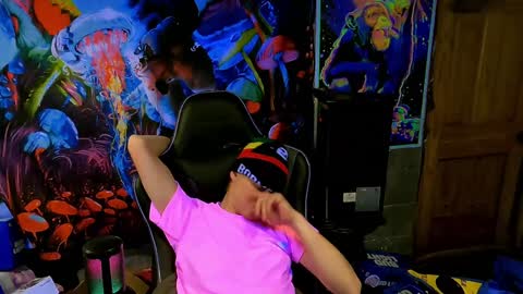 Snapshot of greenlungs8195 chatting on 8, 2, 2025 Greenlungs8195 online show from 8, 2, 2025