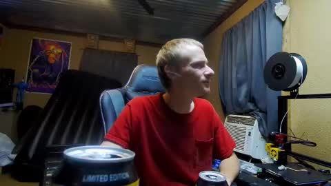 Snapshot of greenlungs8195 chatting on 9, 9, 2025 Greenlungs8195 online show from 9, 9, 2025