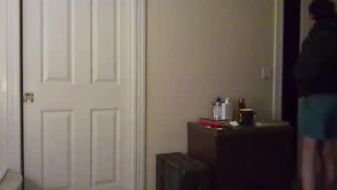 greensweaterboy online show from 3, 12, 2025