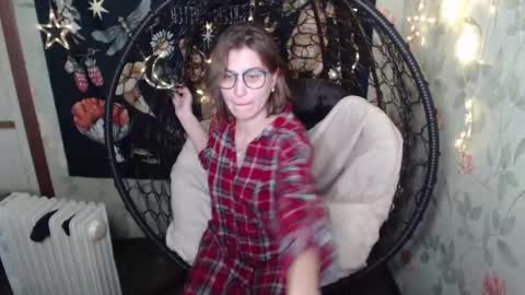 Lina online show from 19, 10, 2025