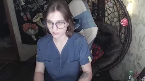 Lina online show from 9, 3, 2026