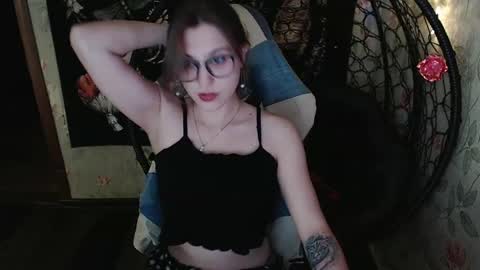 Snapshot of greenwitch9 chatting on 19, 5, 2026 Lina online show from 19, 5, 2026