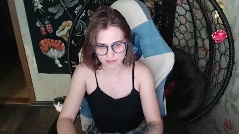 Snapshot of greenwitch9 chatting on 15, 6, 2026 Lina online show from 15, 6, 2026