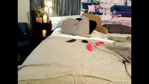 NICE and sometimes Savvy online show from 26, 1, 2025