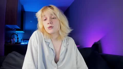 Greg-independent model online show from 21, 2, 2025