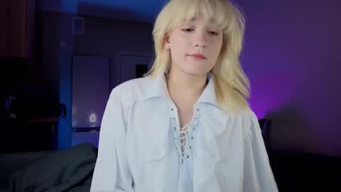 Greg-independent model online show from 28, 9, 2025