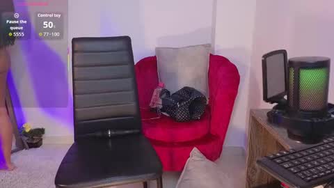 Snapshot of gretta_lane chatting on 19, 9, 2025 Jenny online show from 19, 9, 2025