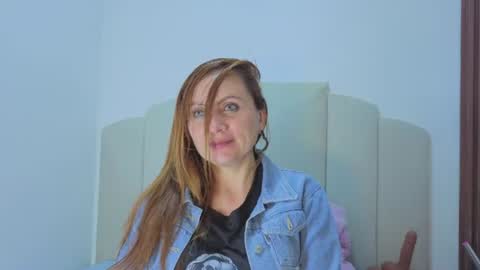 Marcela online show from 4, 8, 2026
