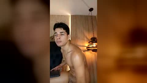 Benjamin online show from 6, 8, 2026