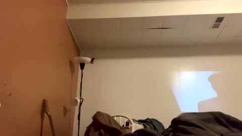 Snapshot of greyvan96 chatting on 14, 3, 2026 Perfectlyaveragesavage online show from 14, 3, 2026