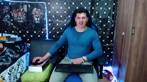 Snapshot of griego01 chatting on 3, 10, 2025 griego01 online show from 3, 10, 2025